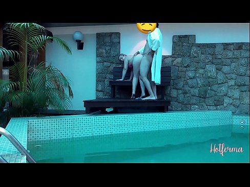 ❤️ Baas noeget faam nei it swimbad, mar koe net wjerstean in hot ❤❌ Slutsen op fy.risegame.top ☑